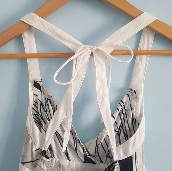 Hurley white summer sundress with POCKETS - Picture 4 of 11